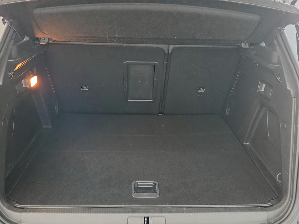 PEUGEOT 3008 1.6 hybrid phev Allure Pack 225cv e-eat8 Ibrida usato - 18
