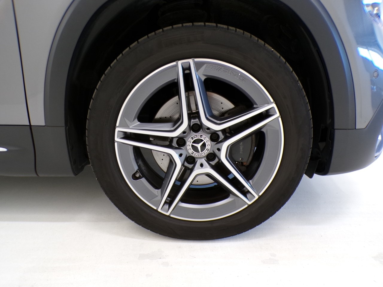 Mercedes GLB GLB 200 D Premium 4Matic 8G-DCT - 4