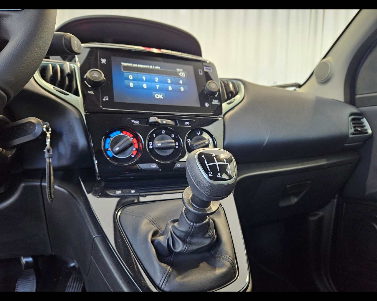 LANCIA Ypsilon 1.2 Ecochic Gpl 69cv GPL Usato - 8