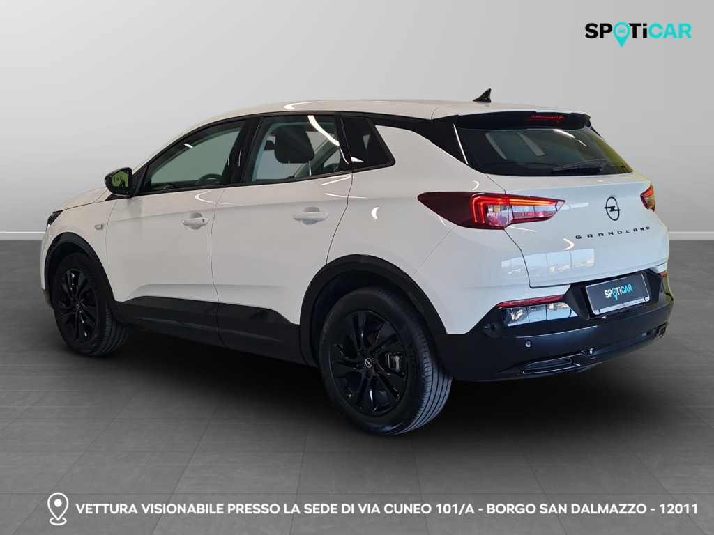 Panoramica 7° Immagine Veicolo