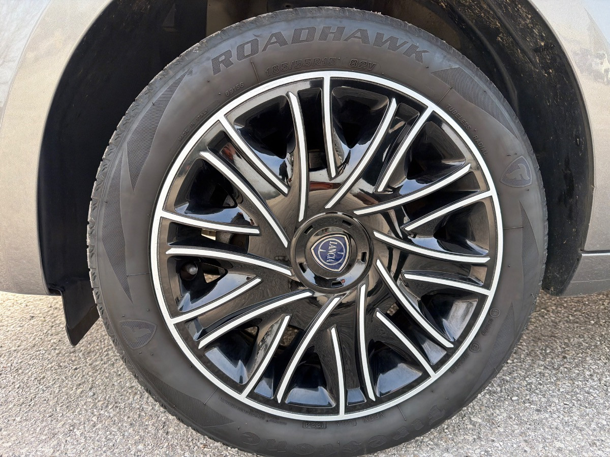 Lancia Ypsilon Usato 2023 Ypsilon Mestre