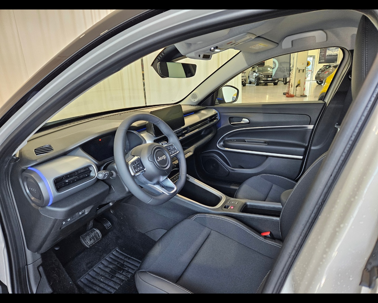 JEEP Avenger E-Hybrid Avenger Summit 1.2 110cv Dct Mhev Ibrido benzina Aziendale - 3