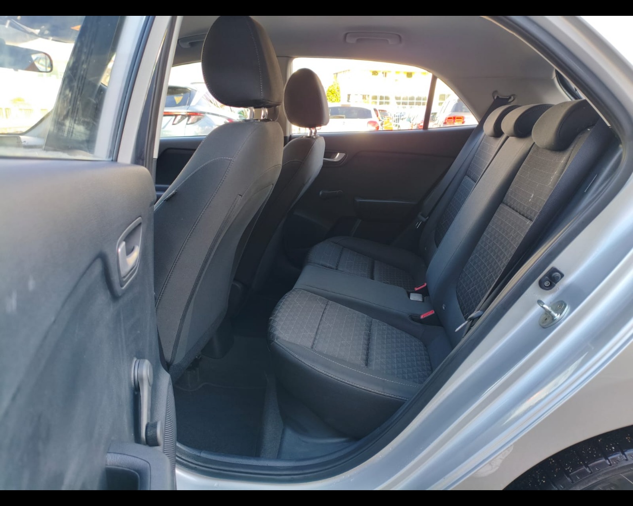 Foto KIA Rio 1.2 Urban Gpl 82cv