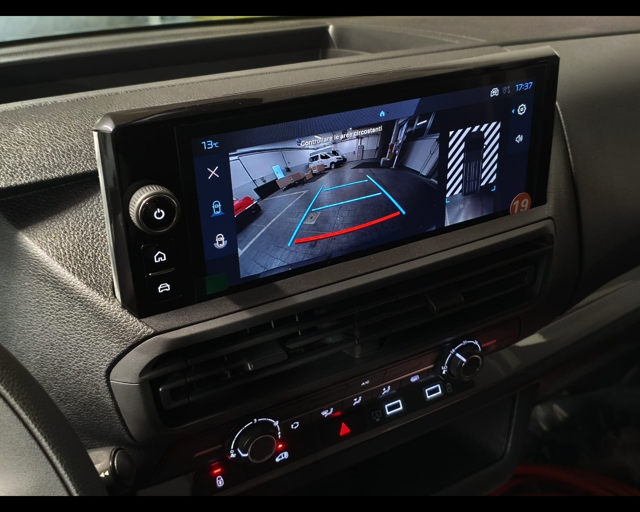 Foto PEUGEOT e-EXPERT Standard- Pacco batteria 75 kWh