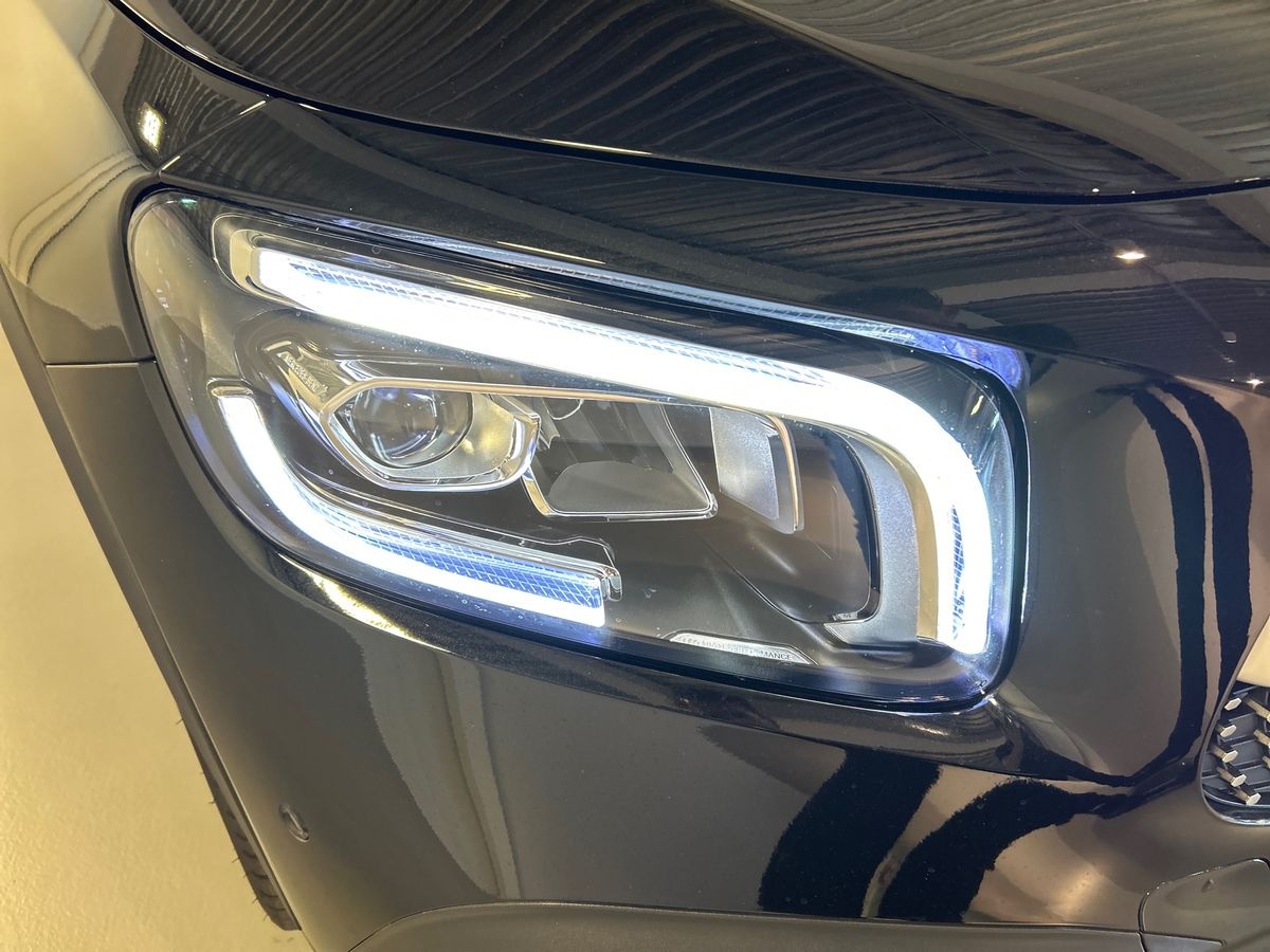 Mercedes GLB GLB 220 D Premium 4Matic 8G-DCT - 7
