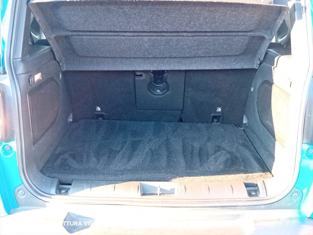 Panoramica 6° Immagine Veicolo