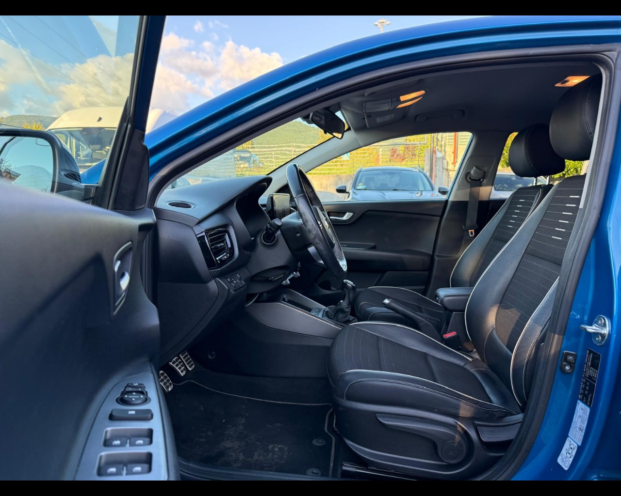 Foto KIA Rio 1.0 t-gdi mhev GT Line 100cv imt