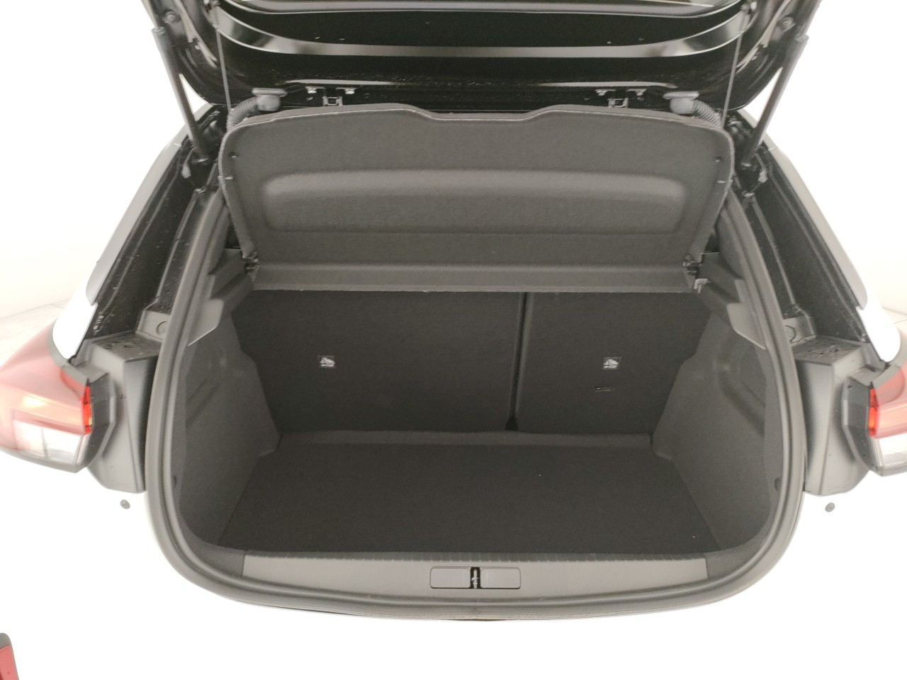 Opel Corsa Nuovo Ibrido benzina Corsa Porto Mantovano
