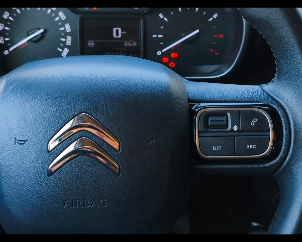 Foto CITROEN C3 Aircross 1.5 bluehdi Shine Pack s&s 110cv