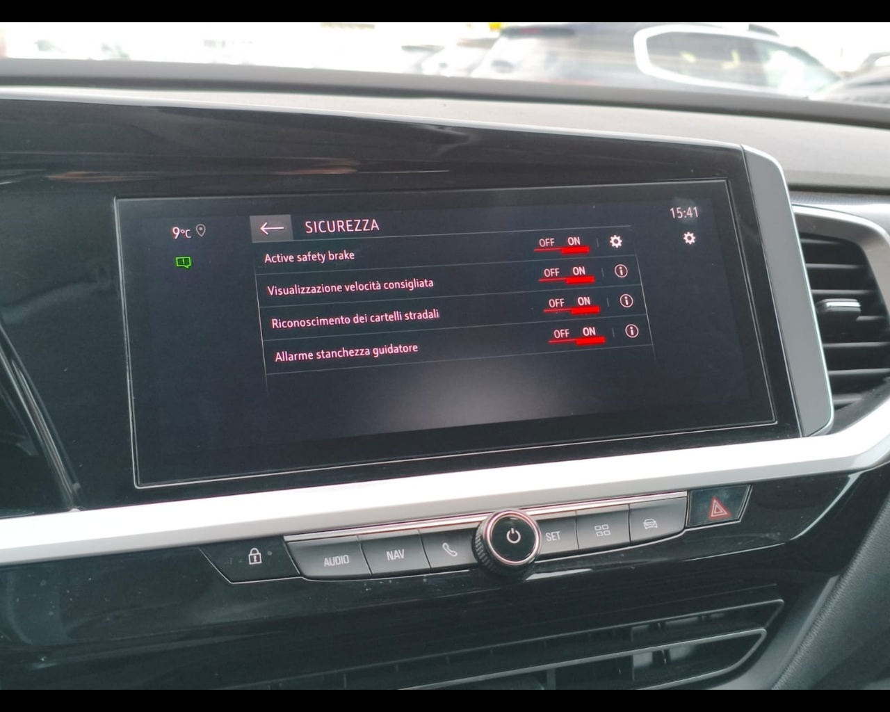 Foto OPEL Grandland 1.2 GS s&s 130cv