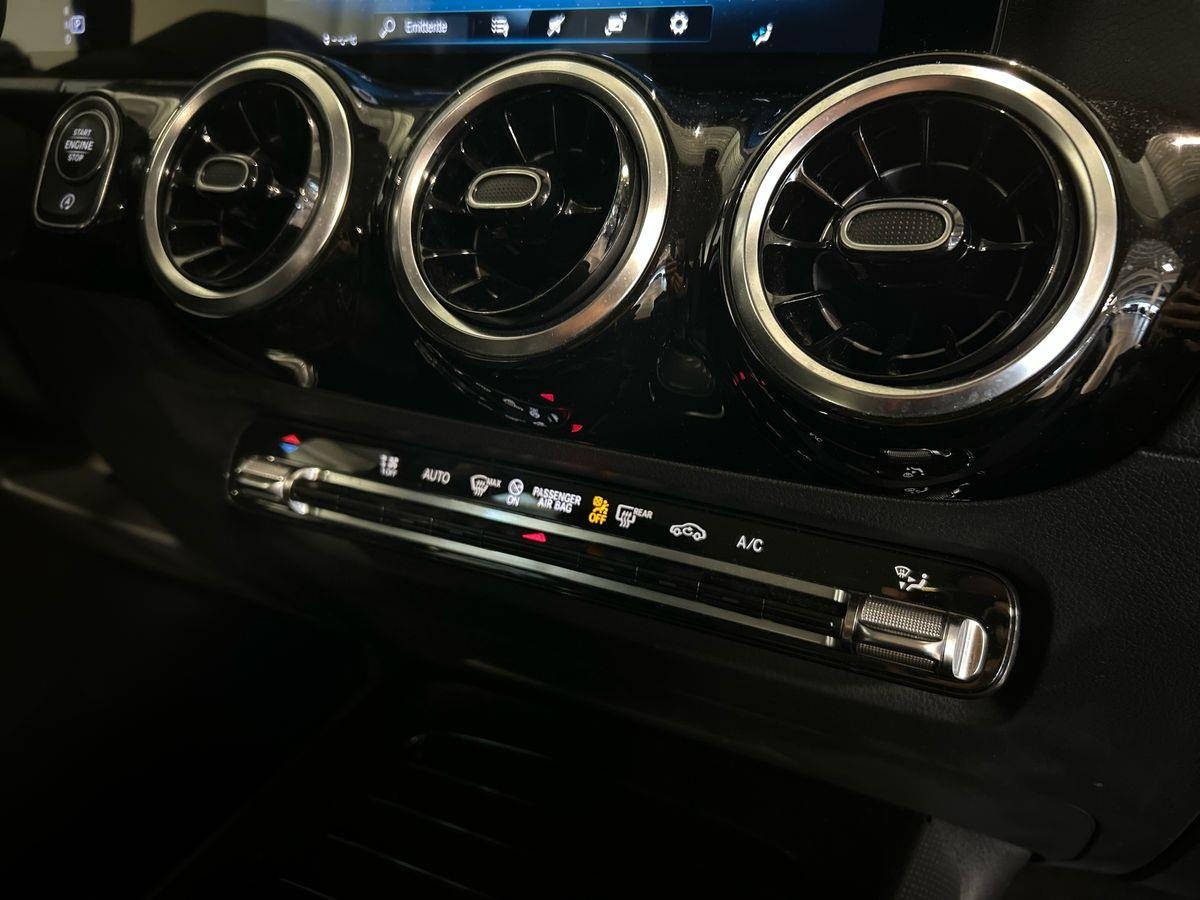 Mercedes Classe B Classe B 200 D Sport 8G-DCT - 14