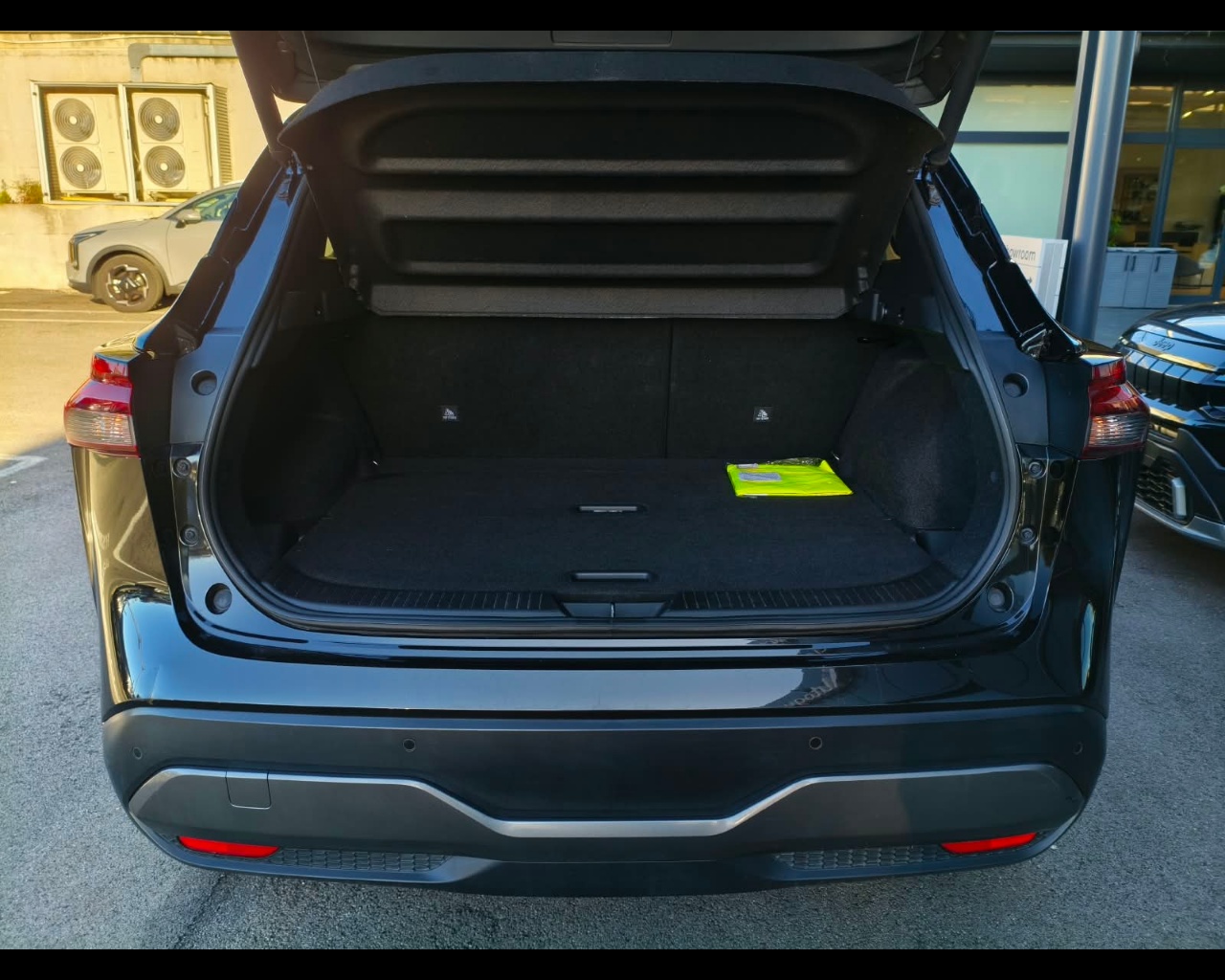 Foto NISSAN Qashqai 1.3 mhev N-Connecta 2wd 158cv xtronic