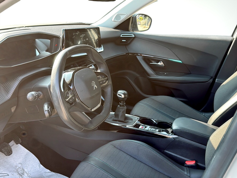 PEUGEOT 2008 1.5 bluehdi Allure s&s 110cv Diesel usato - 5