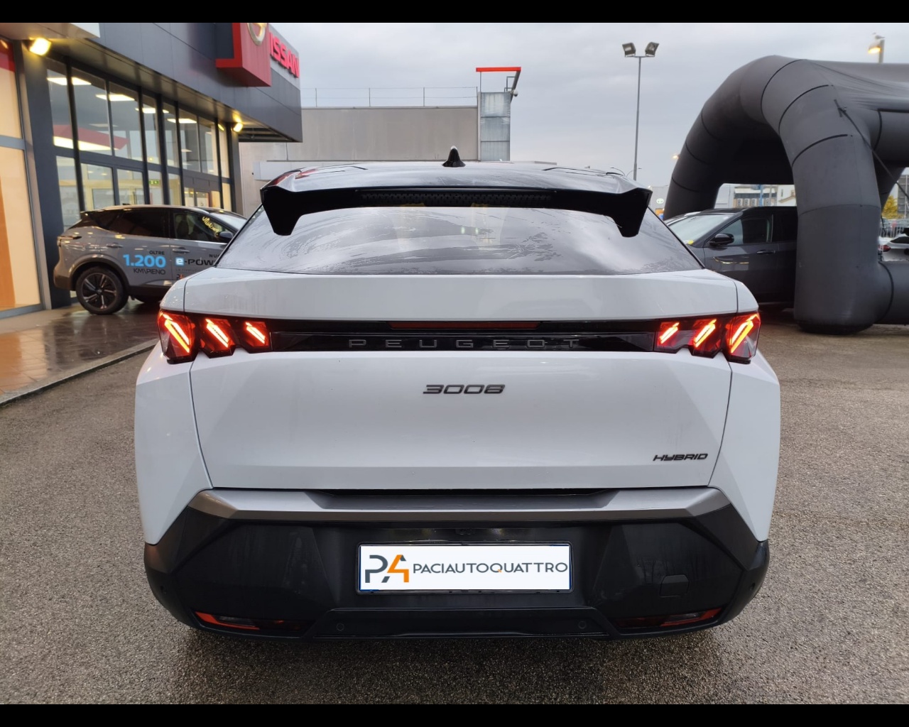 Foto PEUGEOT 3008 1.2 hybrid GT 145cv e-dcs6