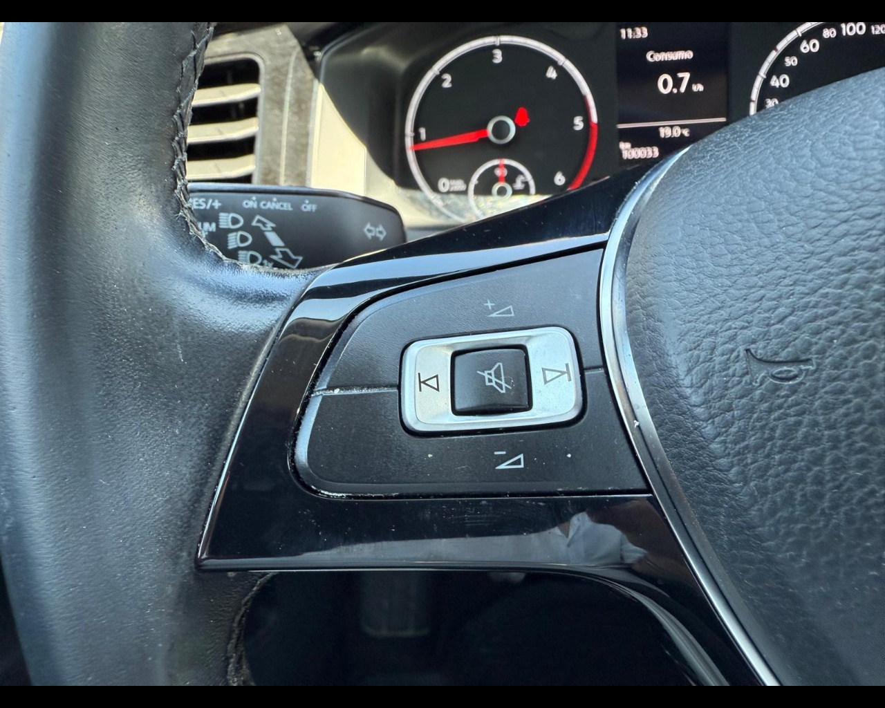 Foto VOLKSWAGEN Polo 5p 1.6 tdi Comfortline 80cv