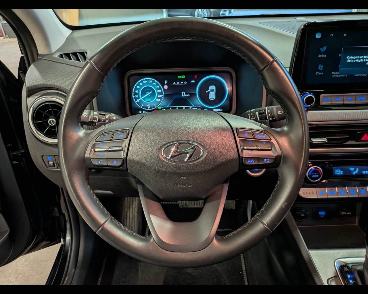 Foto HYUNDAI Kona 1.6 gdi hev Xline Safety Pack 2wd 141cv dct