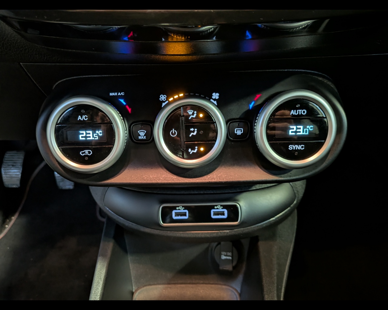 Foto FIAT 500X 1.6 mjt Sport 4x2 120cv 