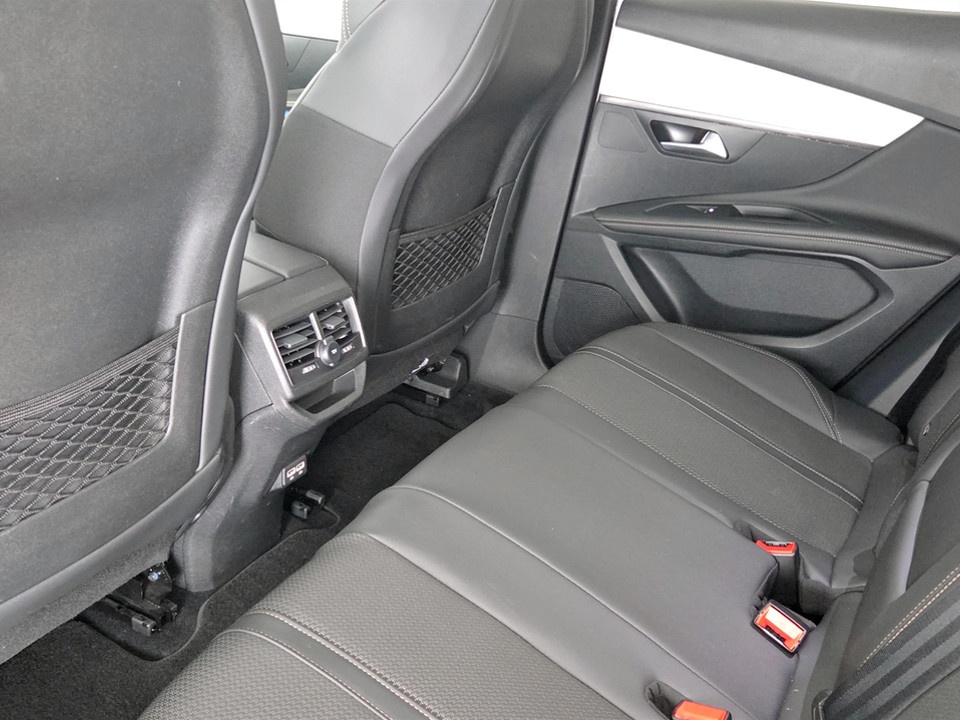 PEUGEOT 3008 1.5 bluehdi GT s&s 130cv eat8 Diesel usato - 17