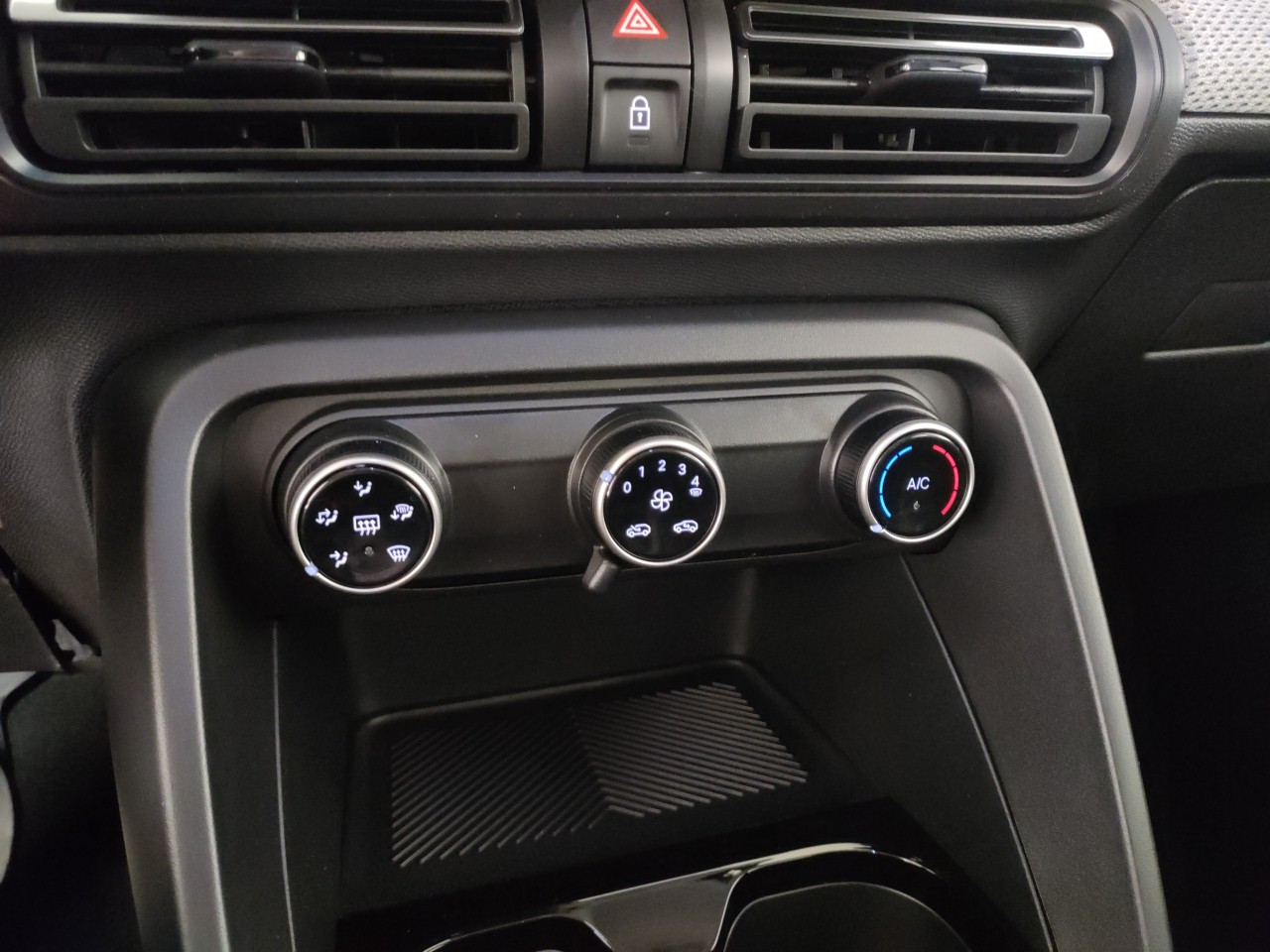 Citroen C3 Nuovo Ibrido benzina C3 Porto Mantovano