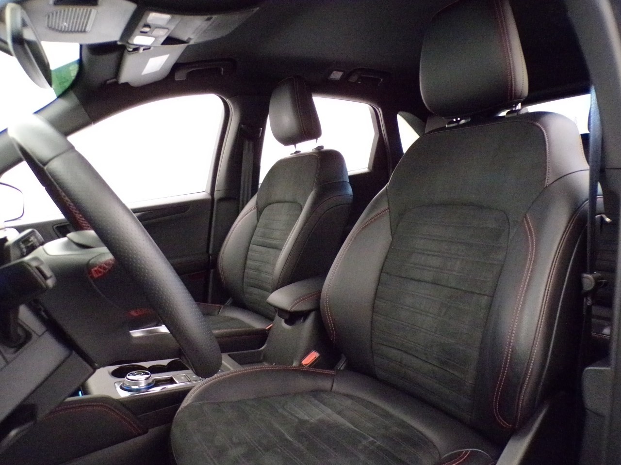 Ford Kuga Kuga 2.5 PHEV 225cv ST-Line 2WD e-Shifter - 13