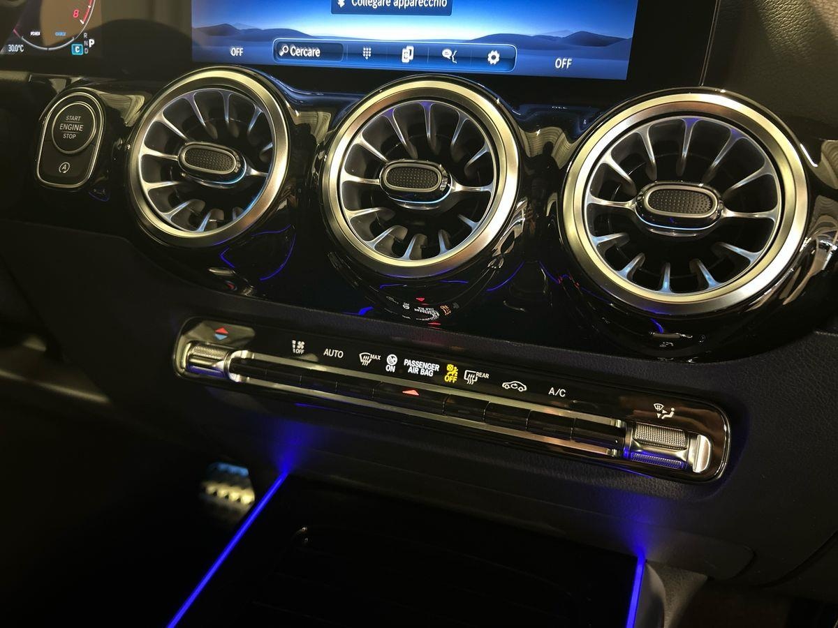 Mercedes  Classe B 180 Advanced Plus AMG Line 7G-DCT - 14