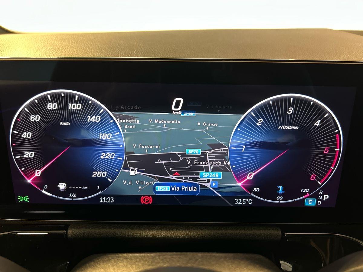 Mercedes  GLA 200 D AMG Line Advanced Plus 4Matic 8G-DCT - 13