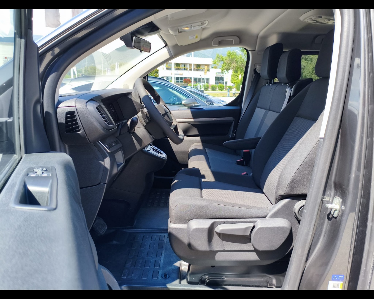Foto FIAT Ulysse combi M1 XL 2.2 diesel 180cv S&S auto