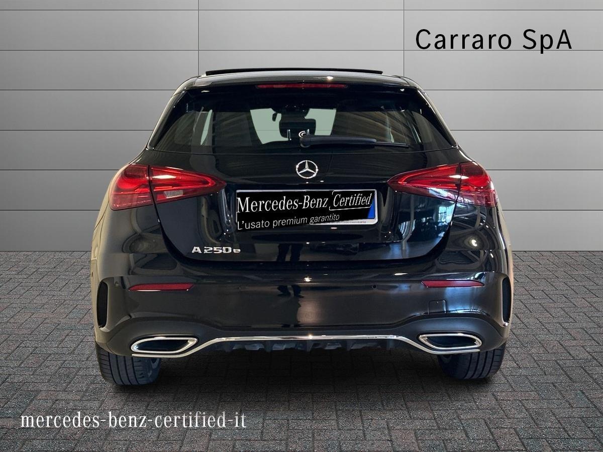 Mercedes  Classe A 250 e Plug-In-Hybrid Advanced Plus AMG Line Speedshift DCT AMG 8G - 4