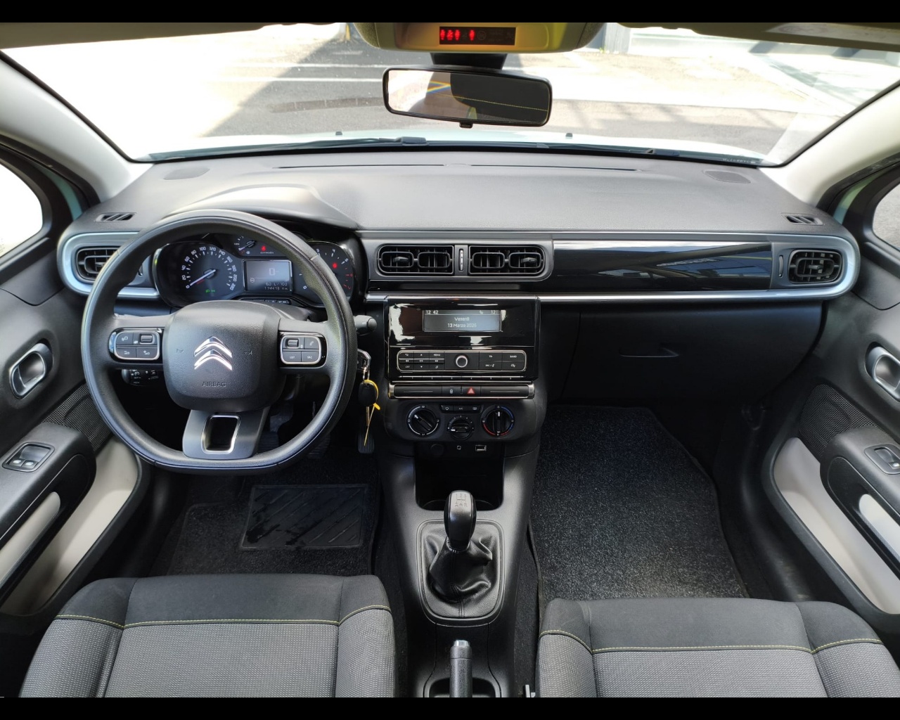 Foto CITROEN  C3 1.2 puretech Feel s&s 83cv neopatentati 