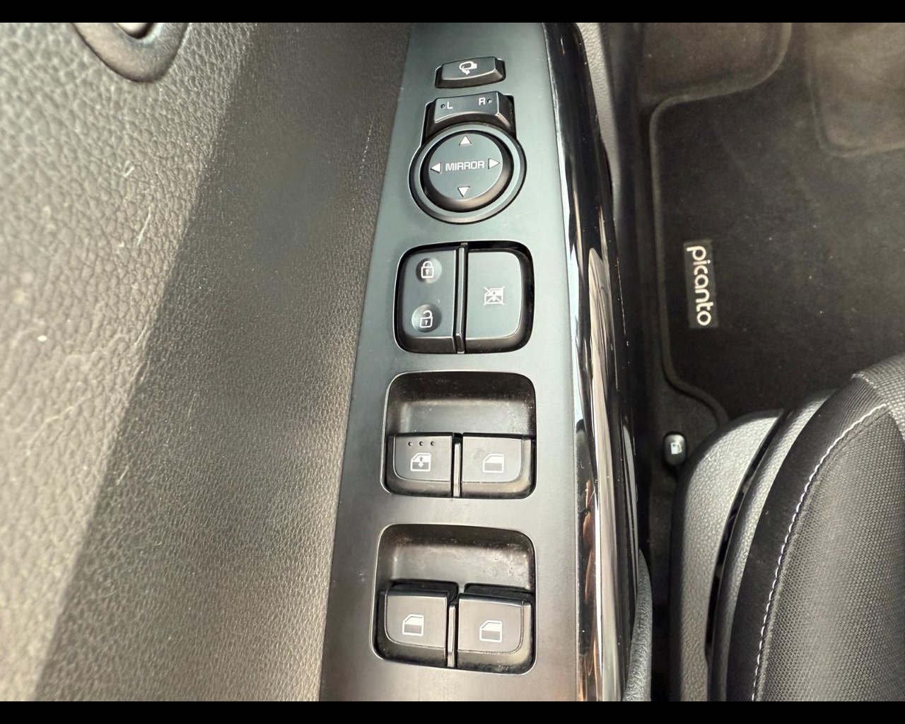 Foto KIA Picanto 1.0 dpi Style Gpl
