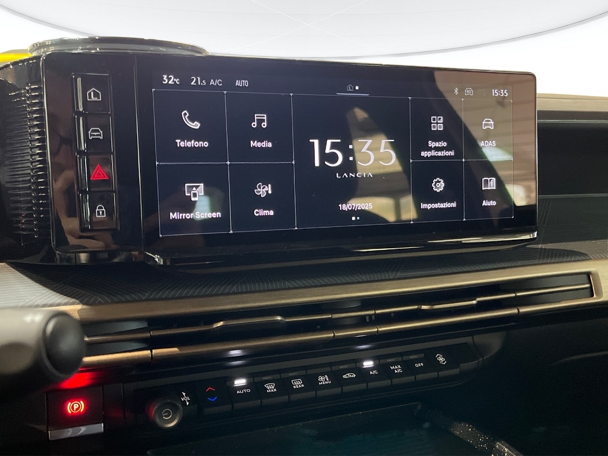 Lancia Ypsilon 2024 Nuovo Ibrido benzina Ypsilon 2024 Verona