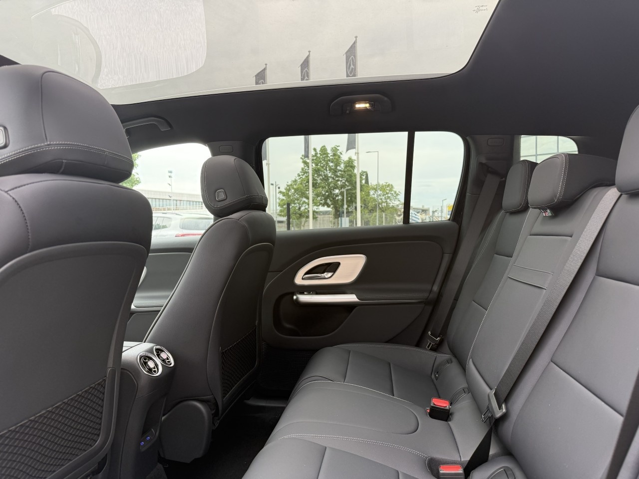 Mercedes GLB Elettrica GLB 250+ con tecnologia EQ Advanced Plus - 10