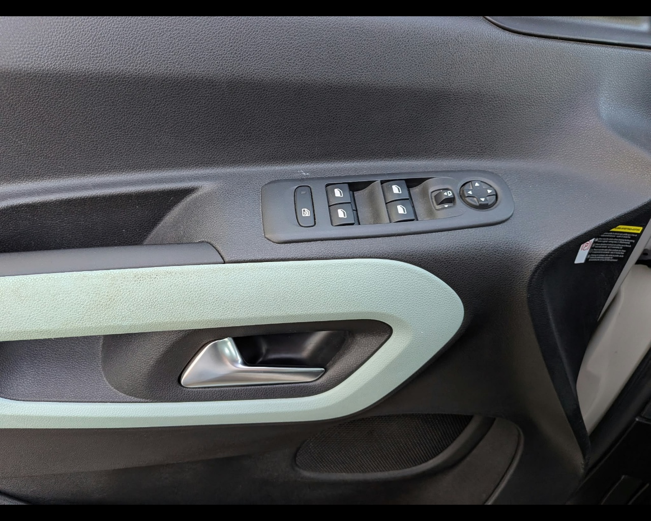 Foto CITROEN Berlingo 1.5 bluehdi M Feel s&s 100cv