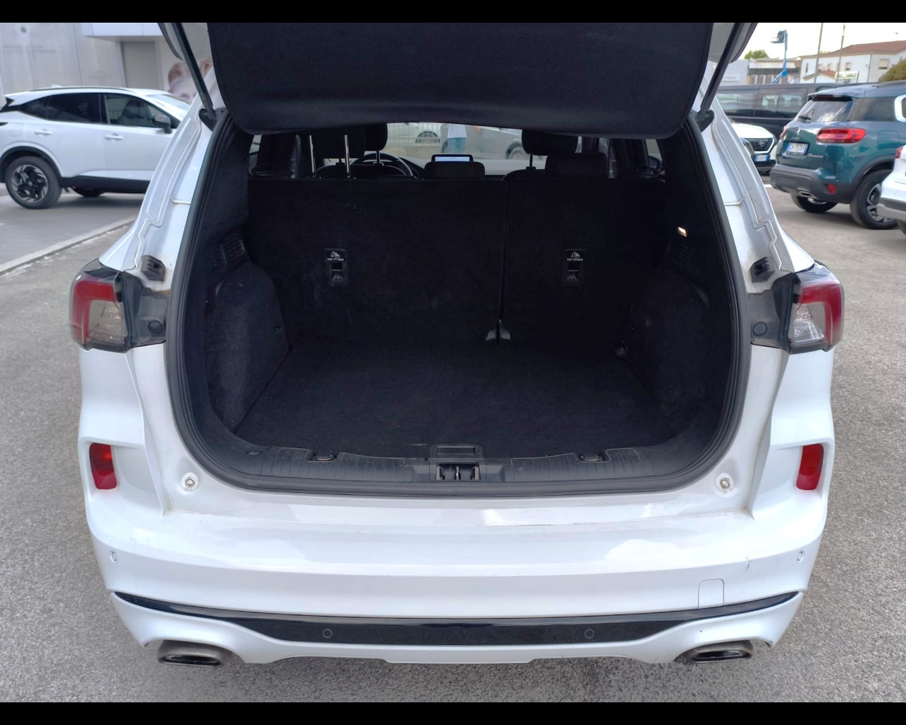 Foto FORD Kuga 1.5 ecoblue ST-Line 2wd 120cv