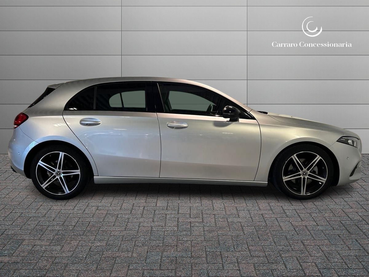 Mercedes Classe A Classe A 180 D Sport Night edition 8G-DCT - 5