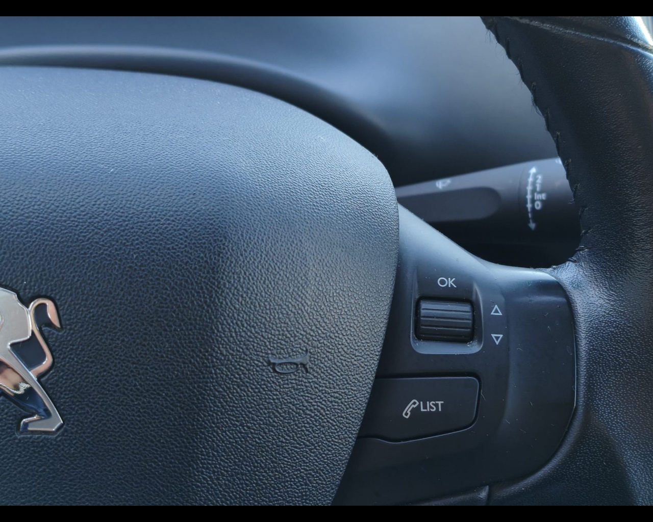 Foto PEUGEOT 208 5p 1.2 puretech Active 82cv