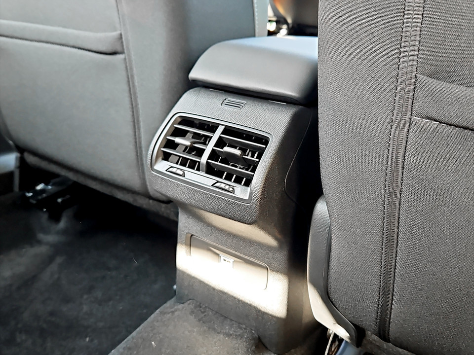 CITROEN C4 Benzina 130 cv Automatico – PLUS Benzina km0 - 17