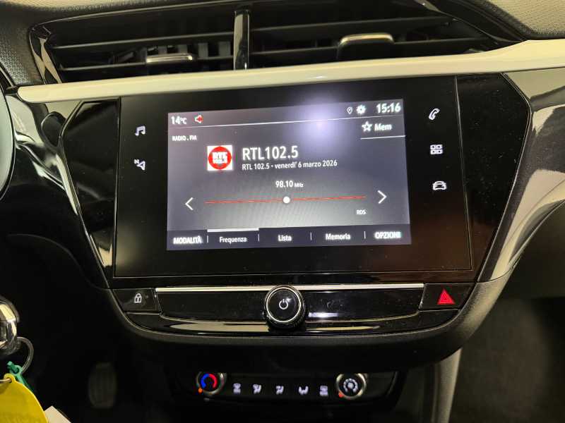 Corsa Vi 2020 - Corsa 1.2 Gs Line S&s 100cv