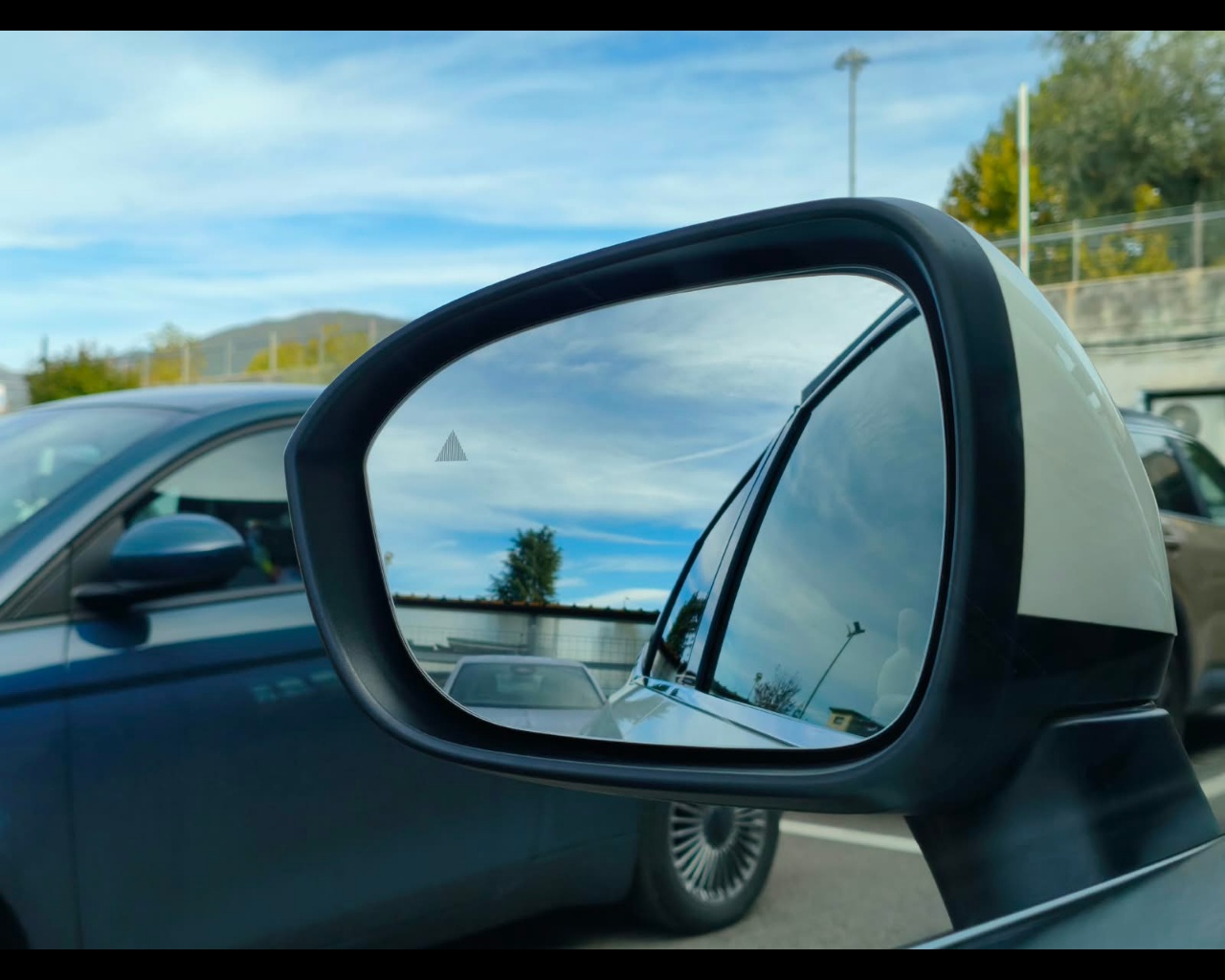 Foto NISSAN Qashqai 1.3 mhev N-Connecta 2wd 140cv (leggere la descrizione!)