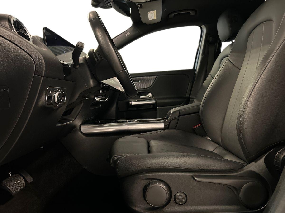 Mercedes  GLA 200 D Progressive Advanced 8G-DCT - 10