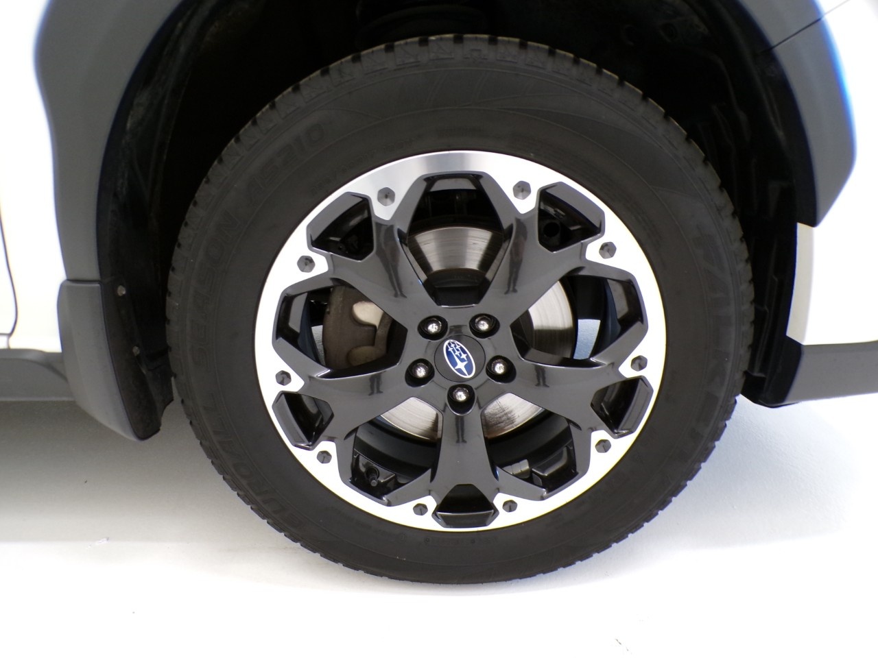 Subaru  XV 1.6 i 4dventure CVT Lineartronic - 4