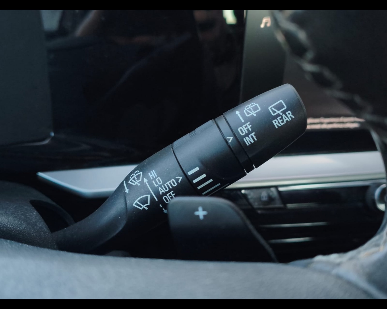 Foto OPEL Mokka 1.2 t Edition s&s 130cv at8