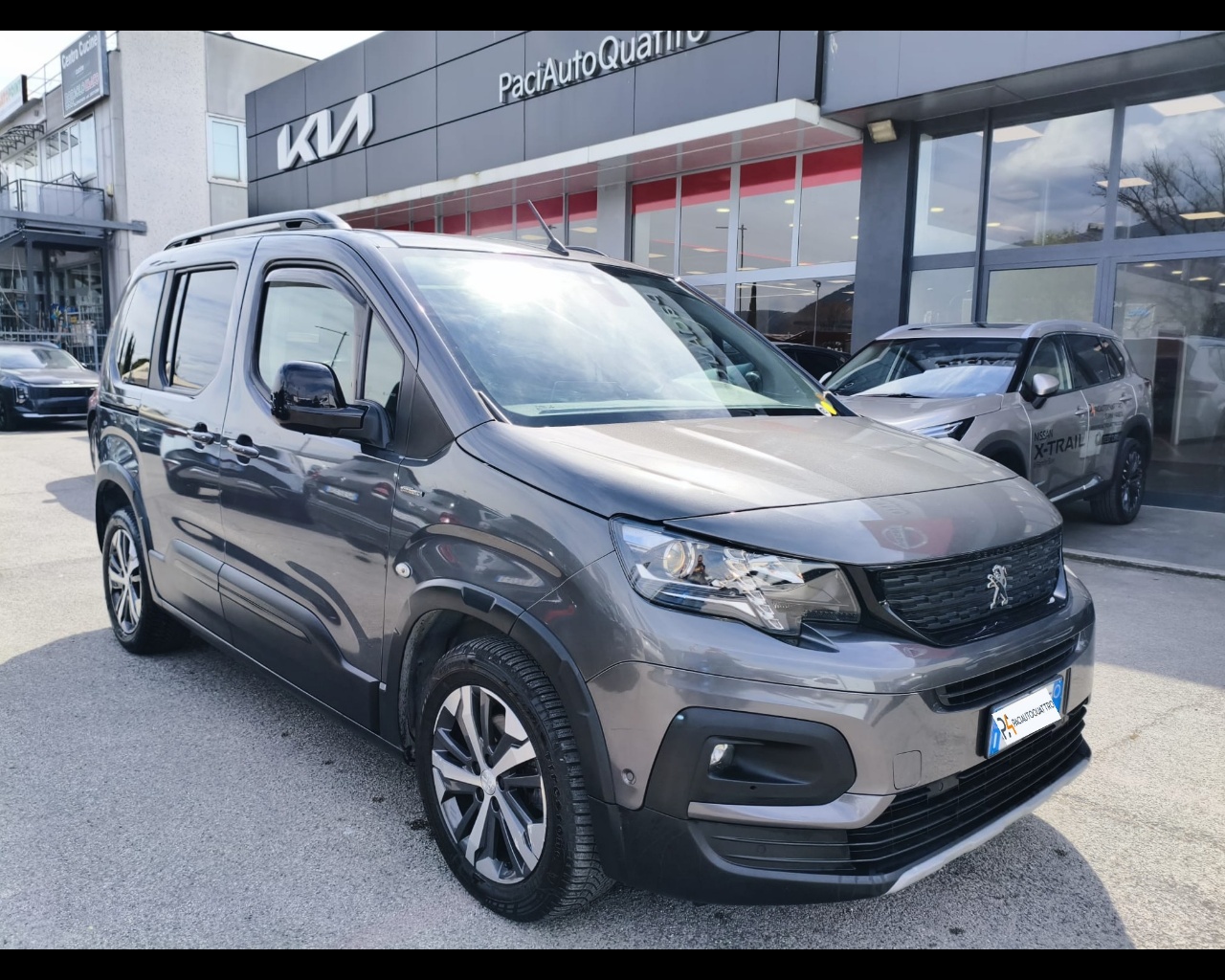 Foto PEUGEOT Rifter 1.5 bluehdi GT Line s&s 130cv