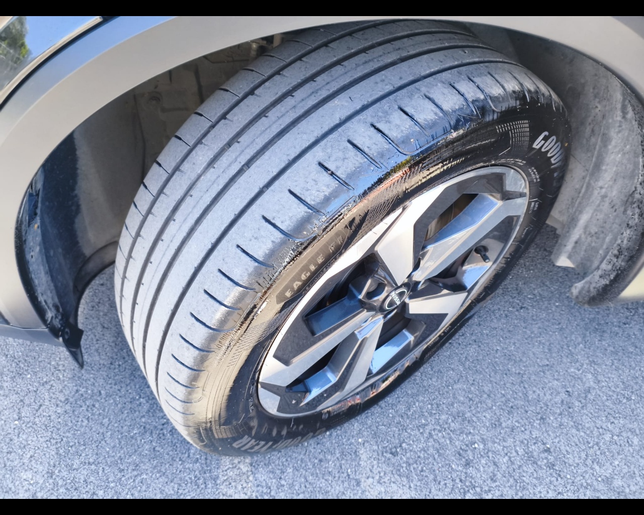 Foto NISSAN Qashqai 1.5 e-power N-Connecta 2wd