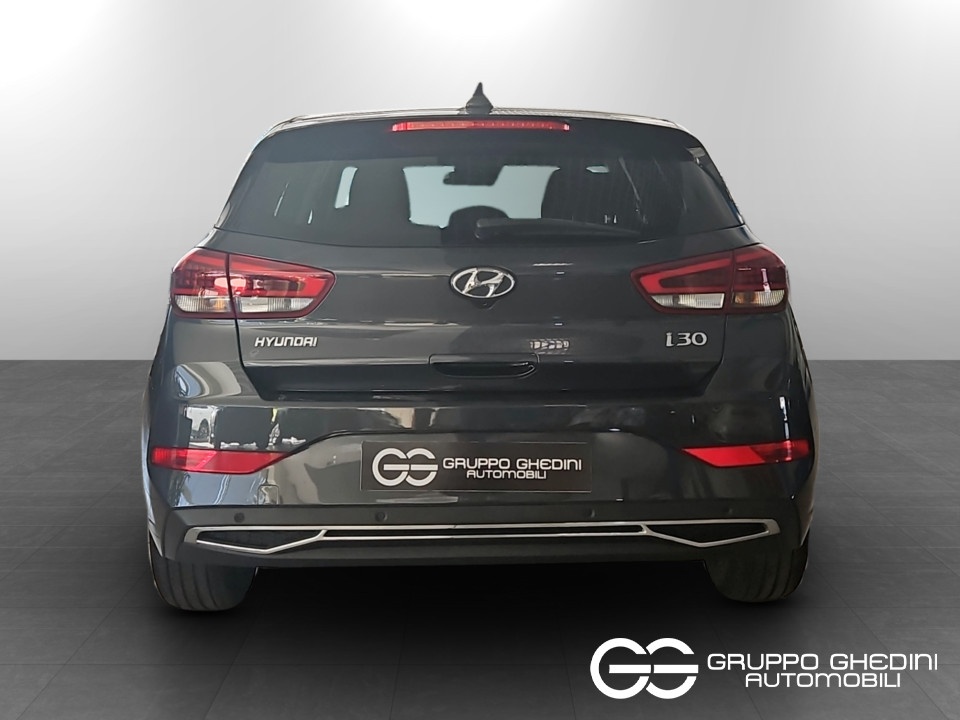 HYUNDAI i30 1.0 t-gdi 48V Prime 120cv Ibrida usato - 4