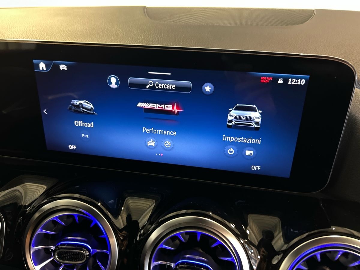 Mercedes-AMG GLA AMG GLA AMG 35 AMG Line Premium 4Matic 8G-DCT - 12