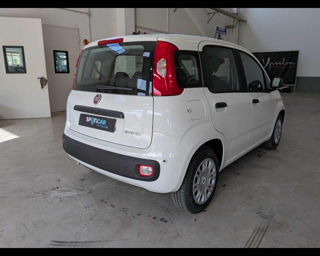 Foto FIAT Panda 1.0 firefly hybrid s&s 70cv 5p.ti