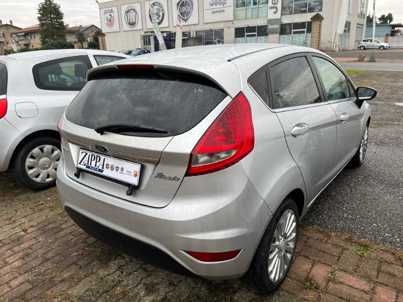 FORD – Fiesta+ 1.4 TDCi 68CV 5 porte