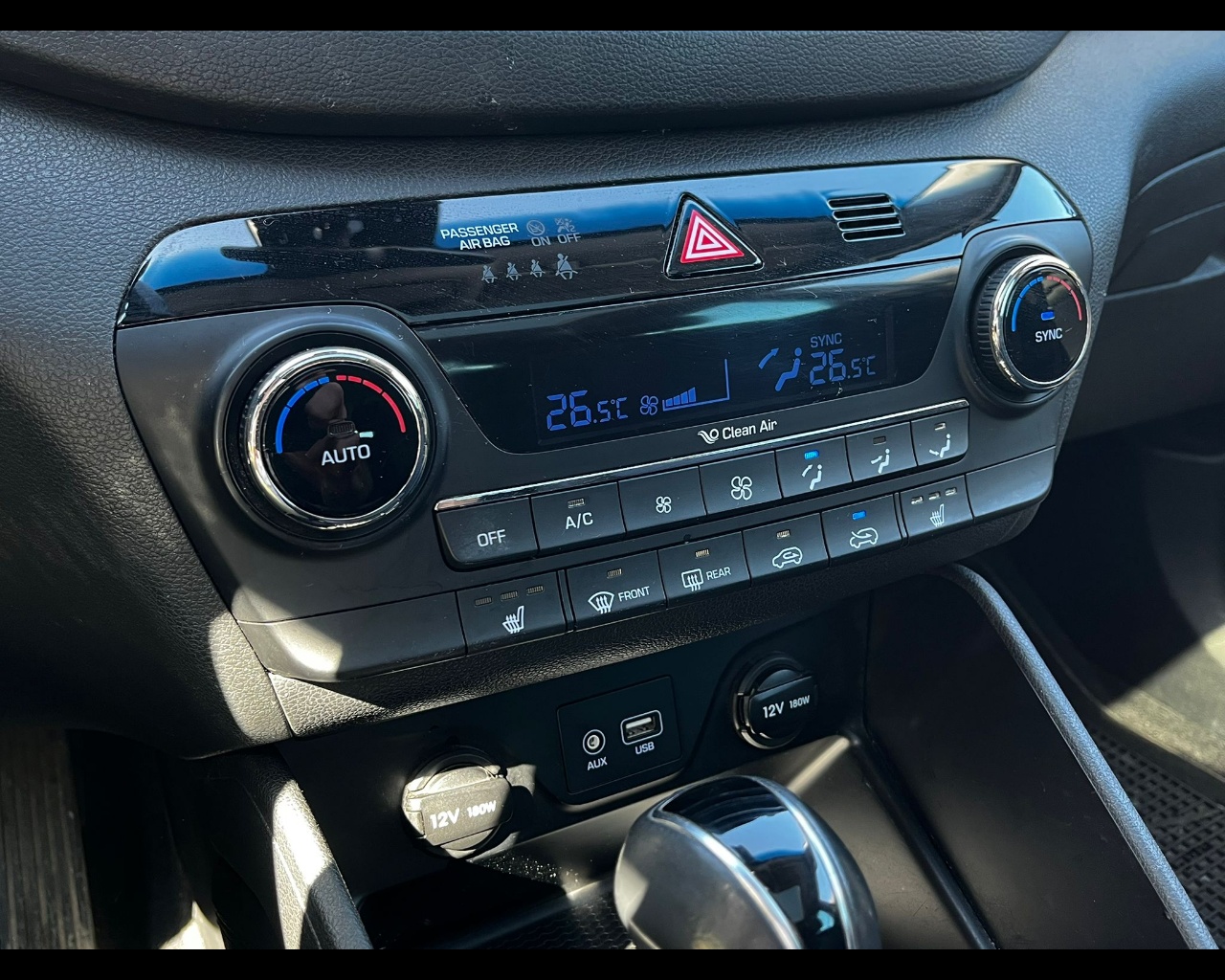 Foto HYUNDAI Tucson 1.7 crdi Xpossible 2wd 141cv dct