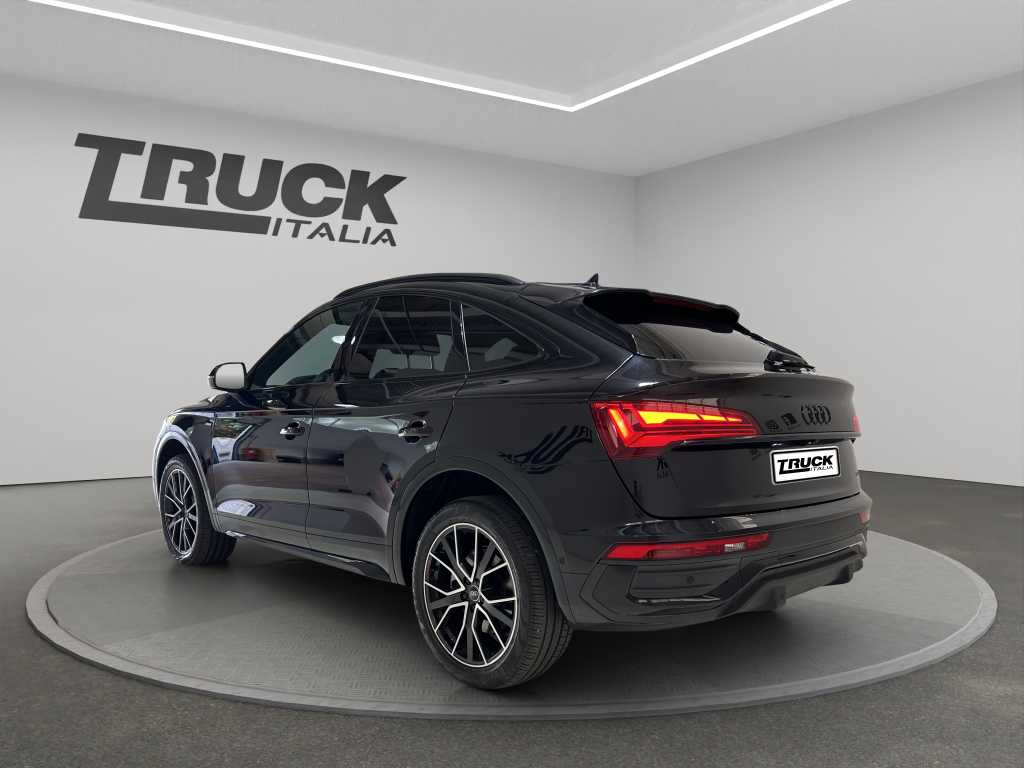 audi-q5-sportback-40-20-tdi-mhev-12v-identity-black-quattro-s-tr-sku93771